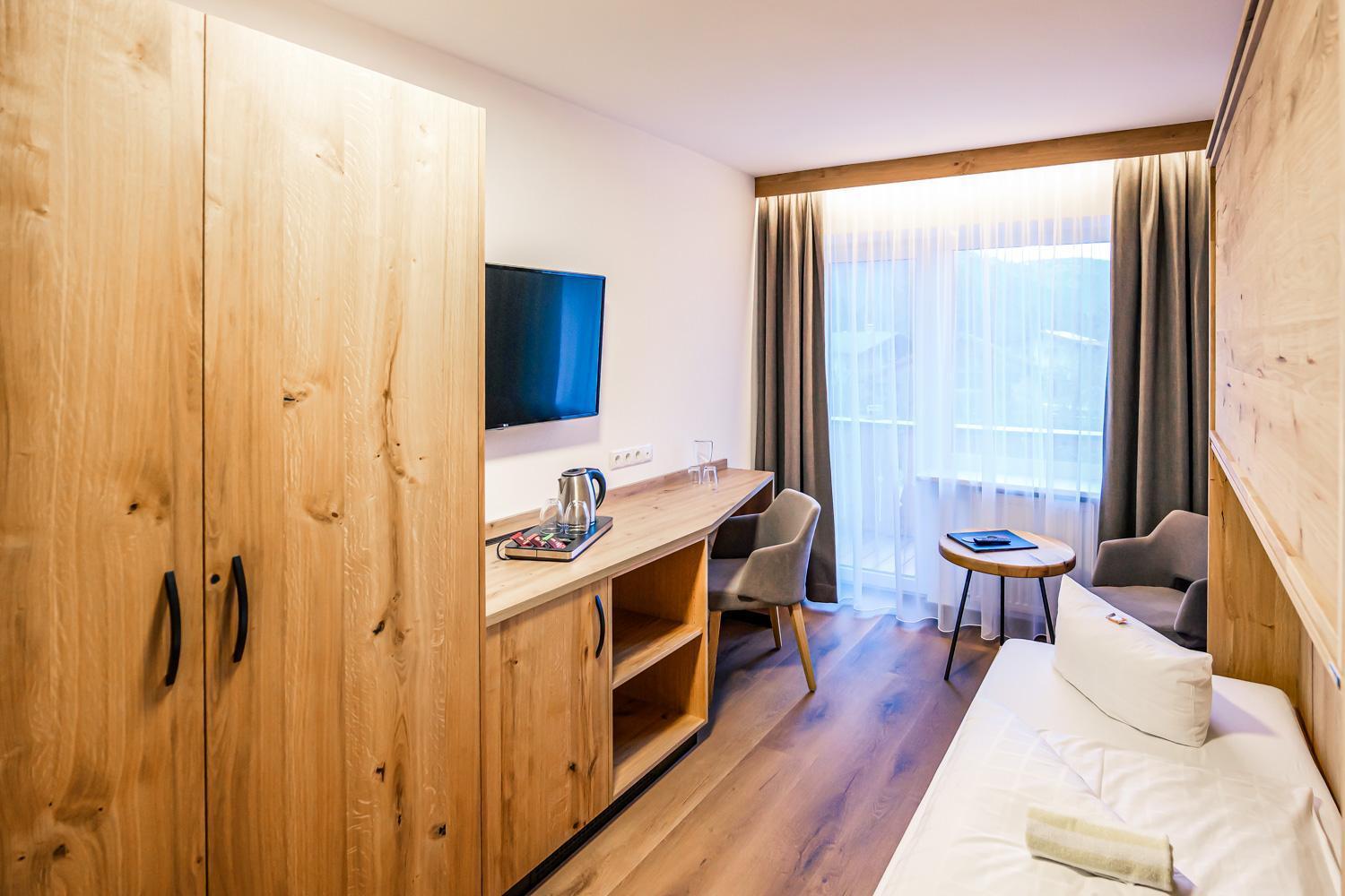 Hotel Foehrenhof Stanzach Eksteriør bilde